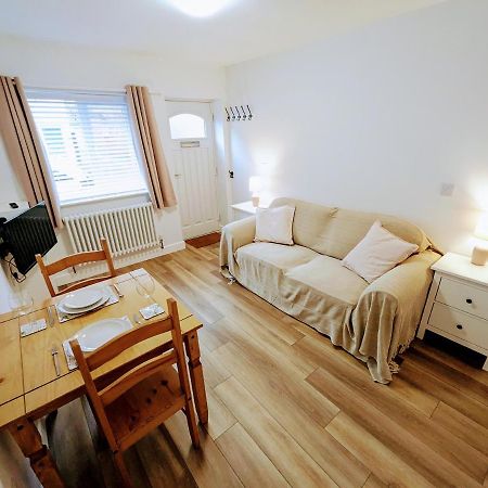Blossom Holiday Lets - 94 Roseberry Cottages กีสบะระ ภายนอก รูปภาพ